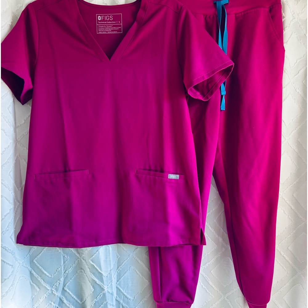 Women’s Figs Scrub Set- Raspberry Sorbet